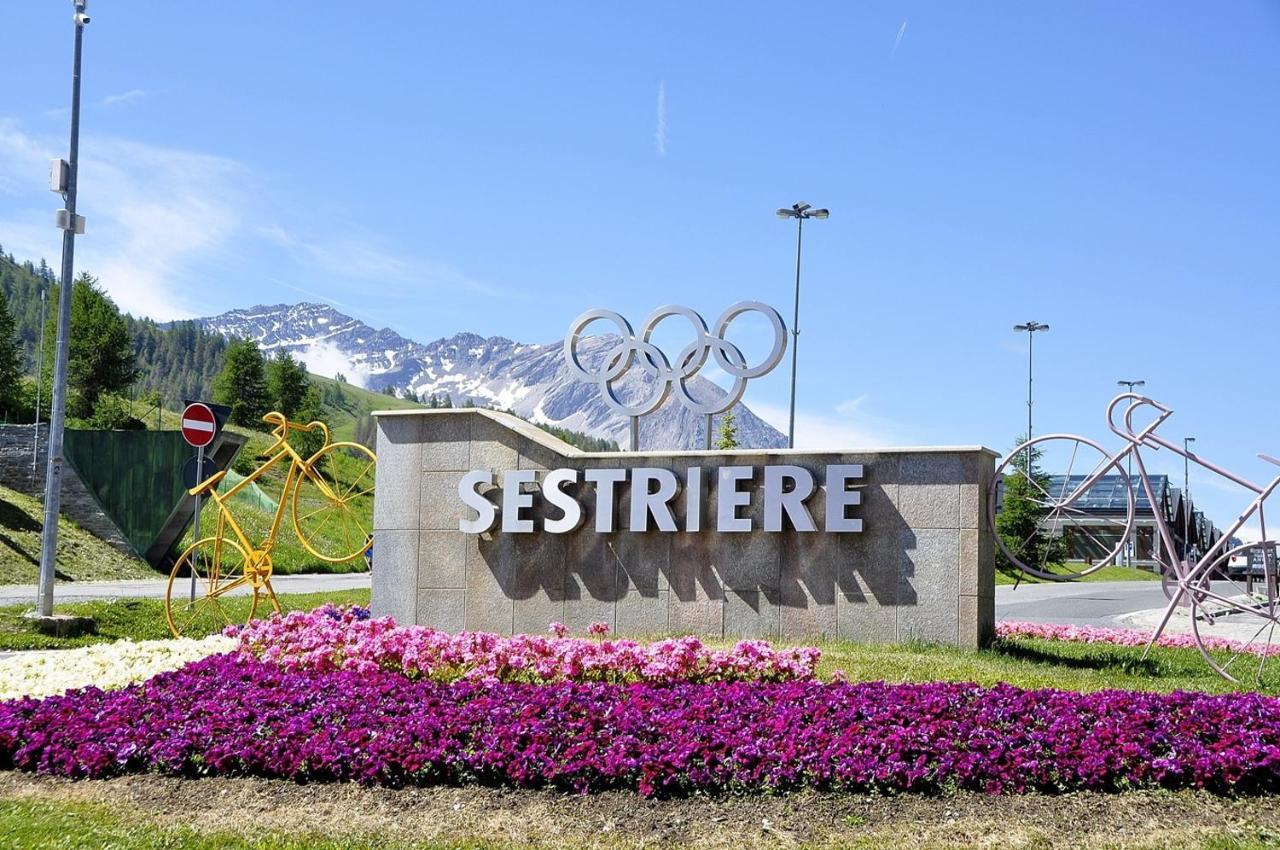 Nido Di Cloe Apartment Sestriere Ngoại thất bức ảnh